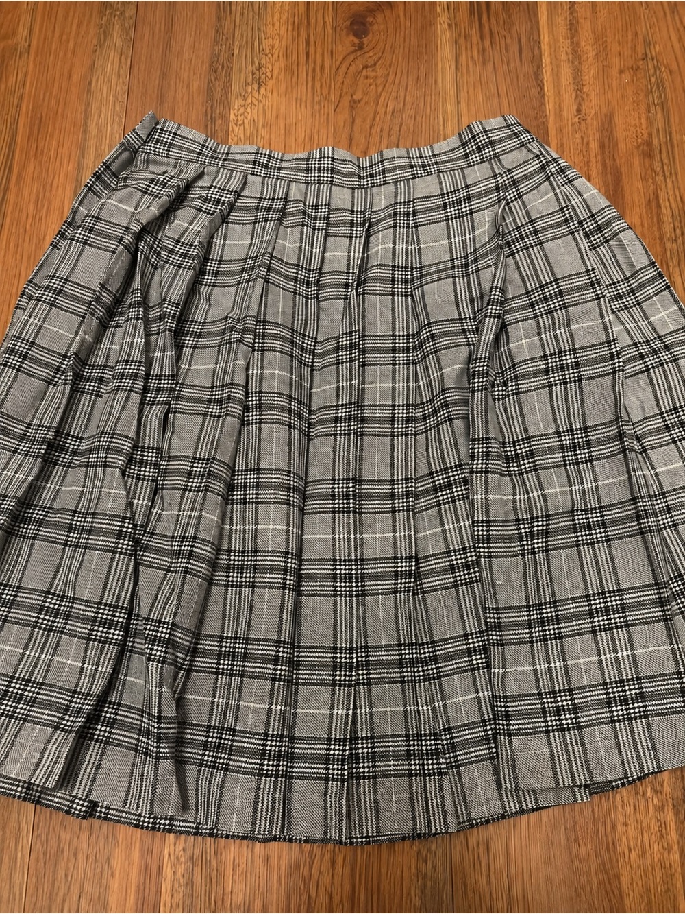 Plaid Pleated Skater Skirt - Black & Gray